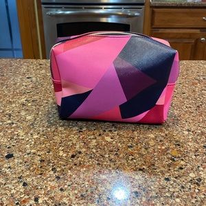 *****CLEARANCE*****    NWOT TRINA TURK COSMETIC BAG